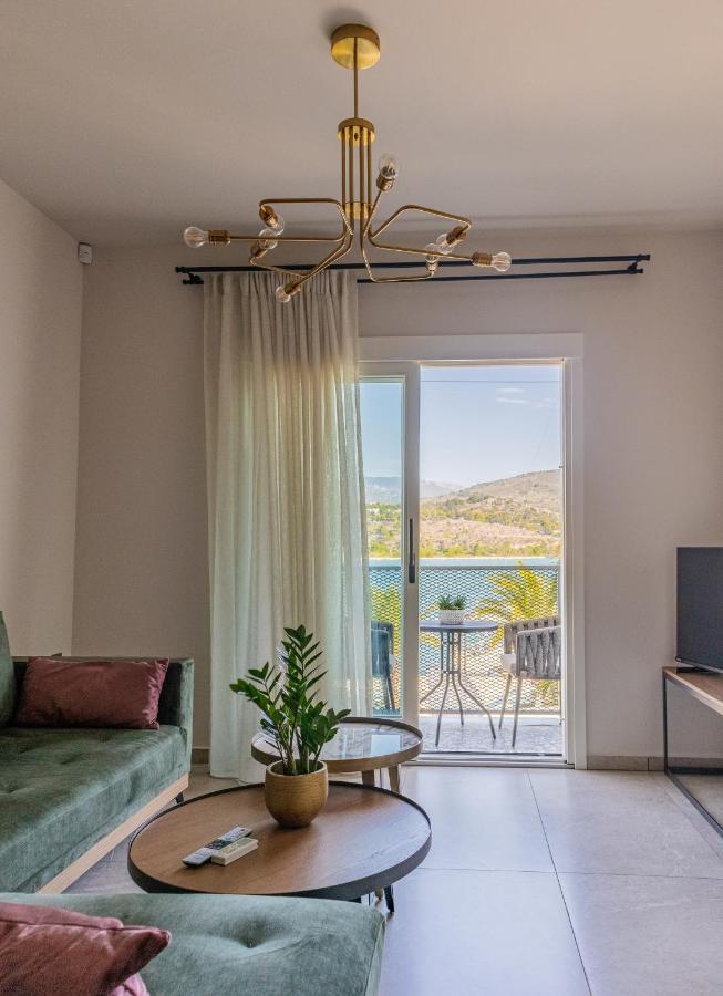 Chelmis Sea Front Apartments - Atlantis Argostoli  Exterior foto