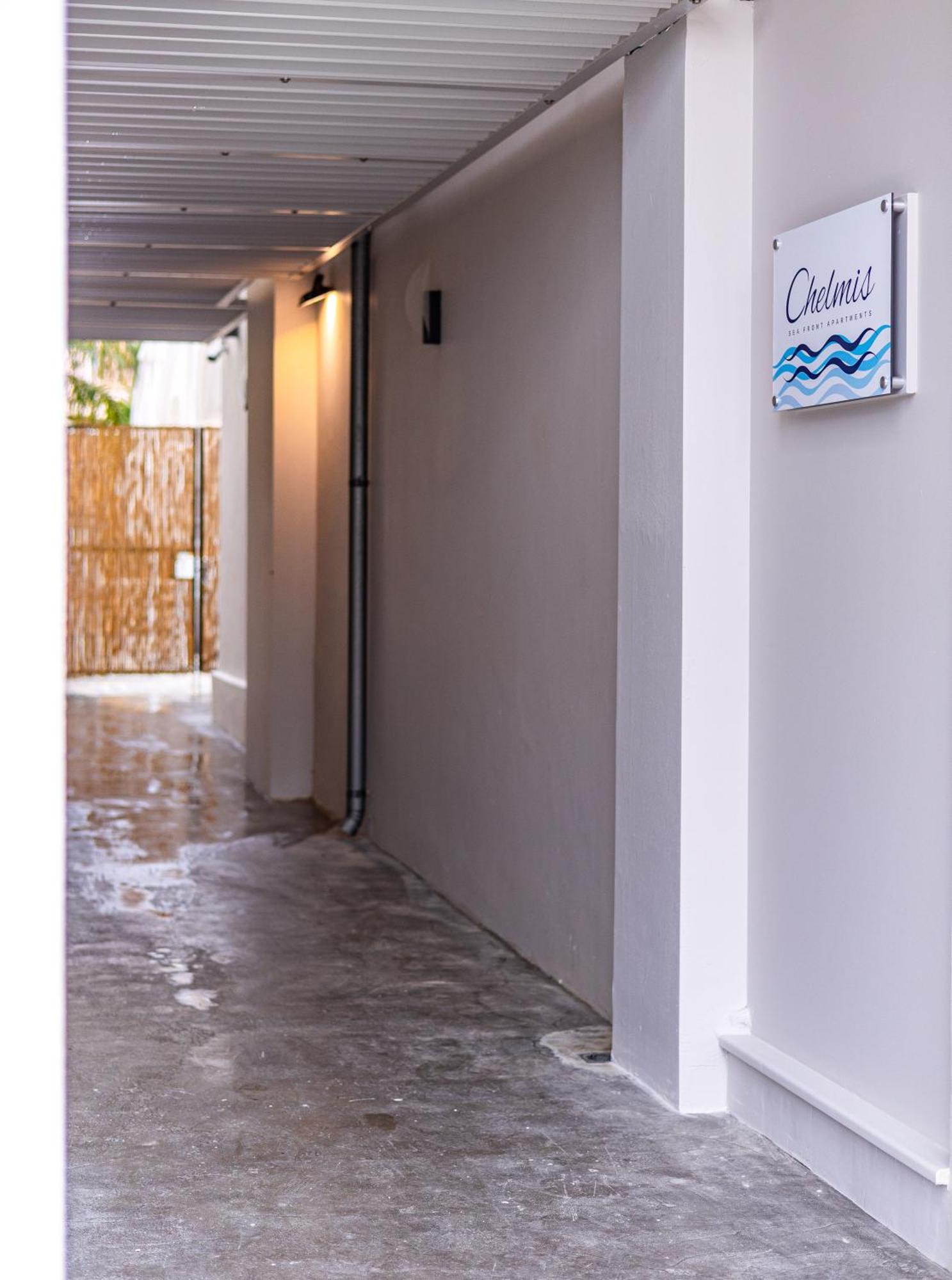 Chelmis Sea Front Apartments - Atlantis Argostoli  Exterior foto